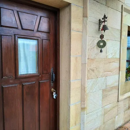 Charming Chalet In + Fireplace 샬레 *