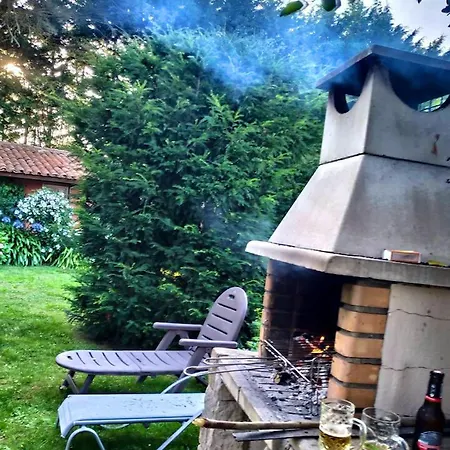 Charming Chalet In + Fireplace 샬레