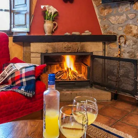 샬레 Charming Chalet In + Fireplace 오레냐