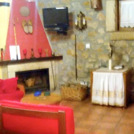 Charming Chalet In + Fireplace 오레냐