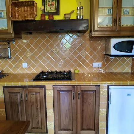 샬레 Charming Chalet In + Fireplace 오레냐
