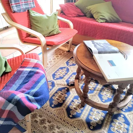 Charming Chalet In + Fireplace * 오레냐