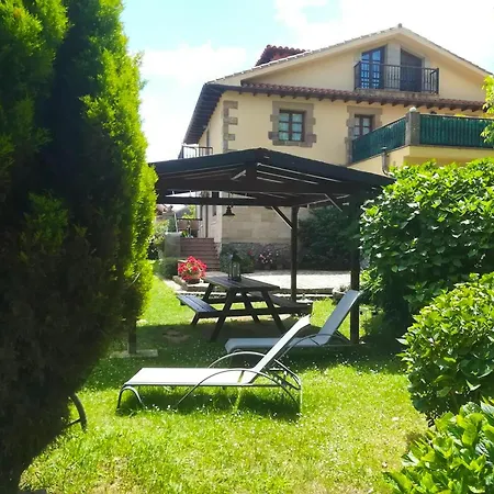 Charming Chalet In + Fireplace * 오레냐