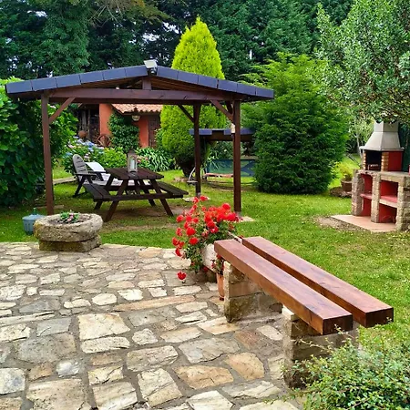 Charming Chalet In + Fireplace * 오레냐